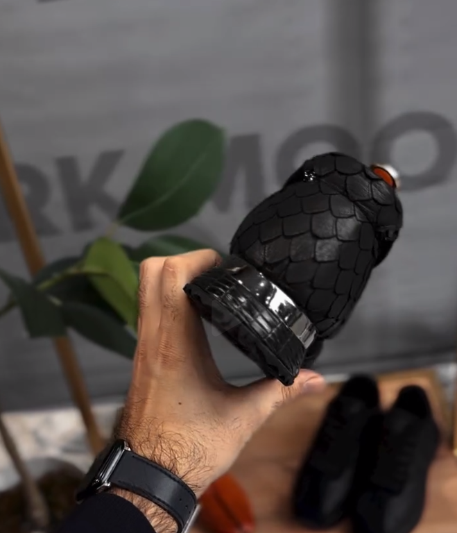 Fashion - Forward Casual Comfort Shoes