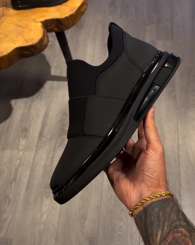 Men's Stretch Black Matte Sneakers