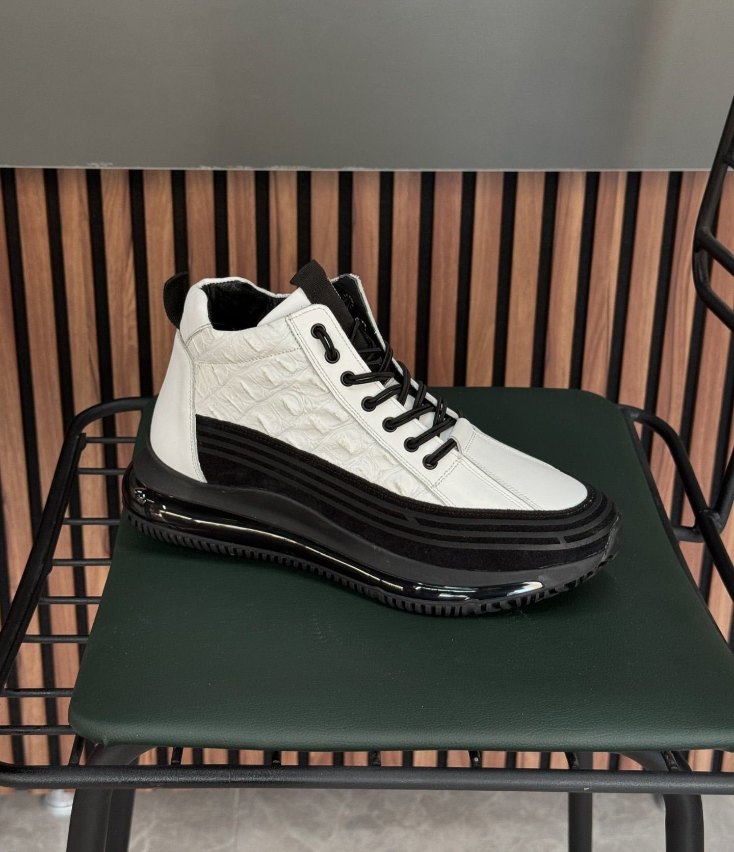 Men's Air Cushion Soft Bottom Sneakers