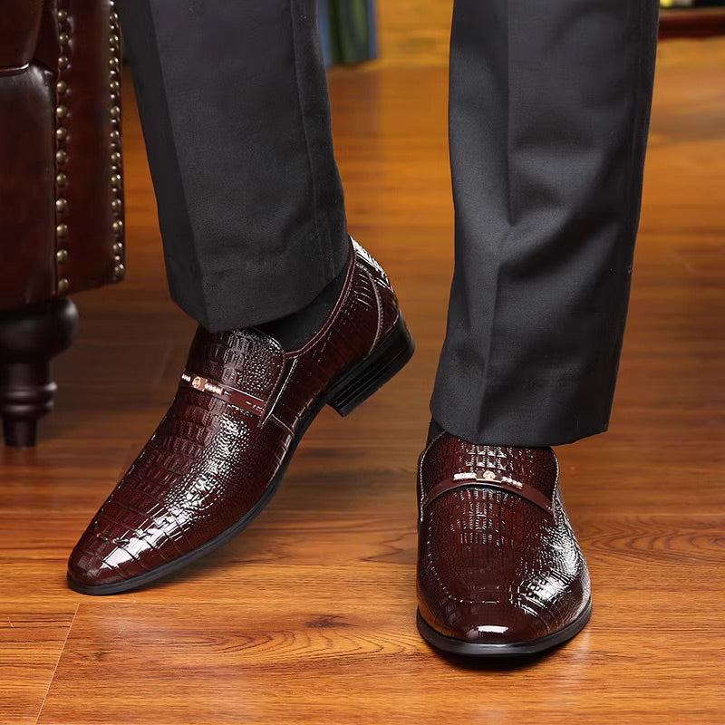 Business crocodile leather shoes