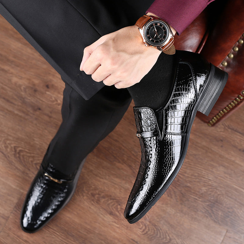 Business crocodile leather shoes