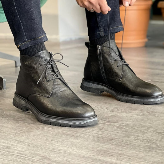 Leather Plain Toe Detroit Chukka Boots